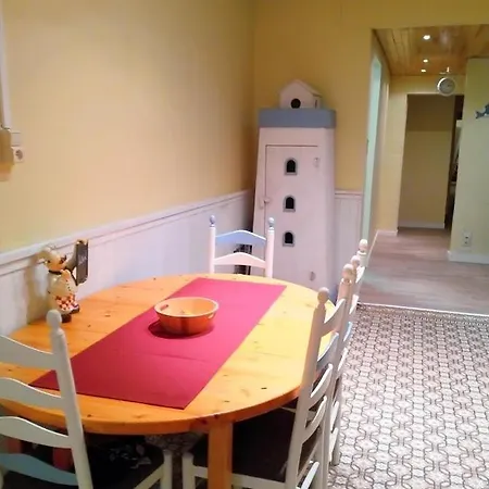Appartement Ruim Authentiek Gelijkvloers Op Wandelafstand De Zee *
