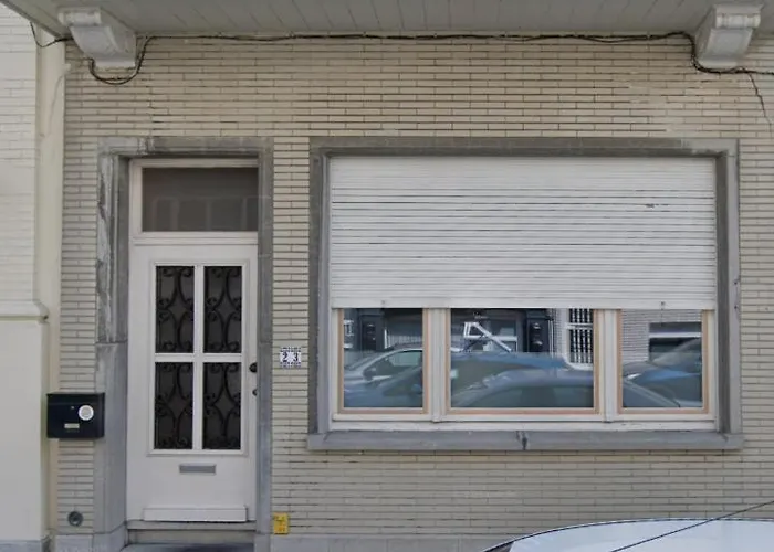 Appartement Ruim Nostalgisch Gelijkvloers Op Wandelafstand De Zee