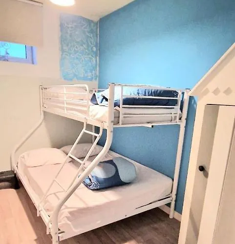 Ruim Nostalgisch Gelijkvloers Op Wandelafstand De Zee Blankenberge